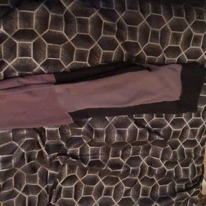 Women’s workout leggings